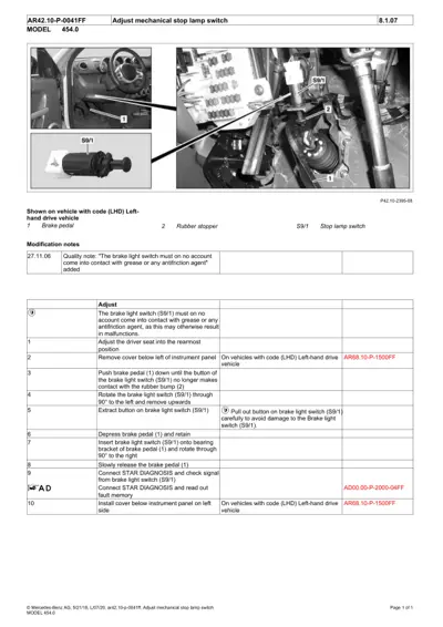 Service procedure showing brake pedal assembly and stop lamp switch adjustment steps for Smart 454 Roadster.