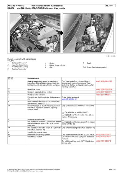 Two black and white photos showing brake fluid reservoir location and related components on Smart 454 with labeled callouts.